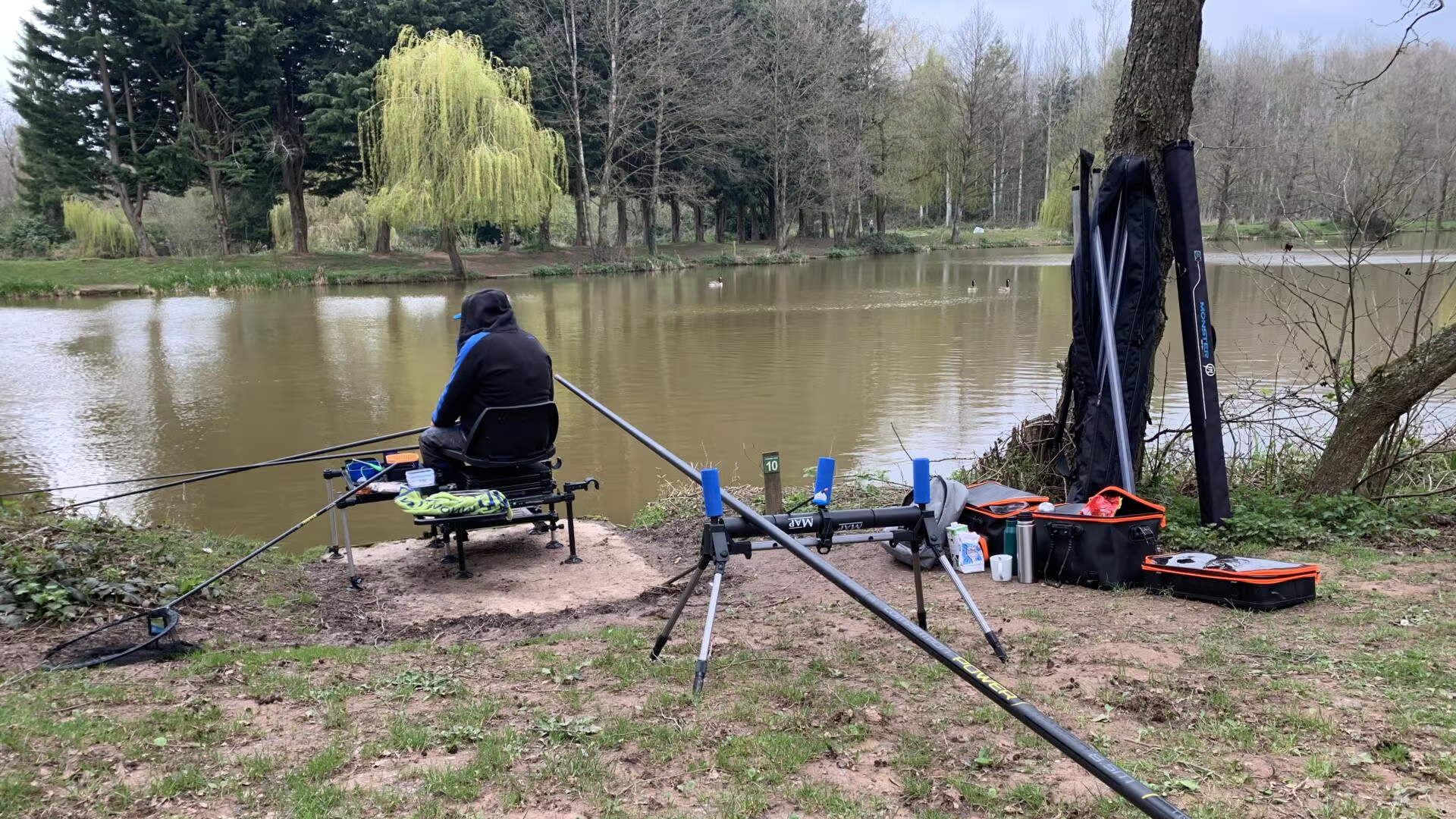 Winter F1 Fishing: Fine Lines, Tiny Bites, Big Rewards